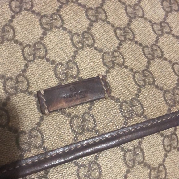 AUTHENTIC GUCCI CROSSBODY BAG - Picture 7 of 14